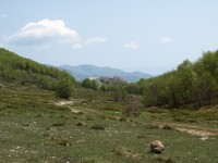 19 Στην κοιλάδα. Στο κέντρο ο «Κόρακας»..JPG